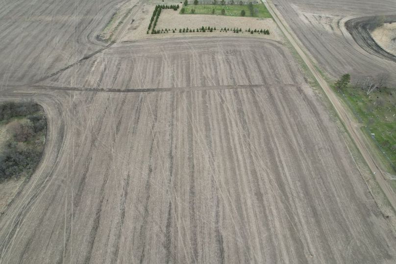 dji_fly_20260428_155842_251_1777410317144_photo