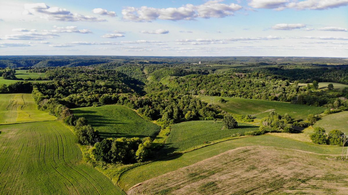 Driftless Region Hunting Property With Tillable Acreage Whitetail