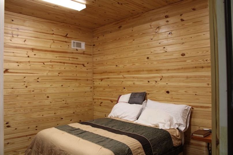 50C274DA-DDC0-4F9E-84BB-42E03687FB78_1_105_c