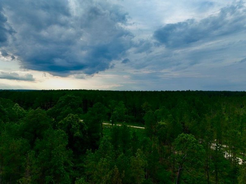 9D76E0EA-235A-4261-B59B-76281ED2FD5F_1_105_c