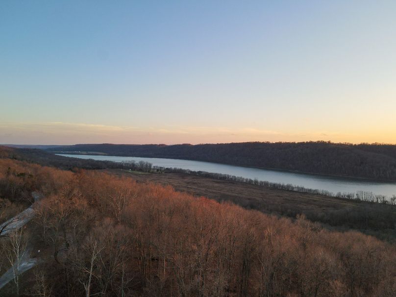 3-dji_fly_20231203_161222_869_1701641554211_photo