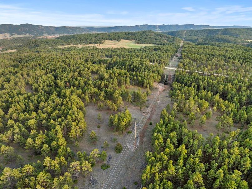 01-DJI_20250507185759_0791_D