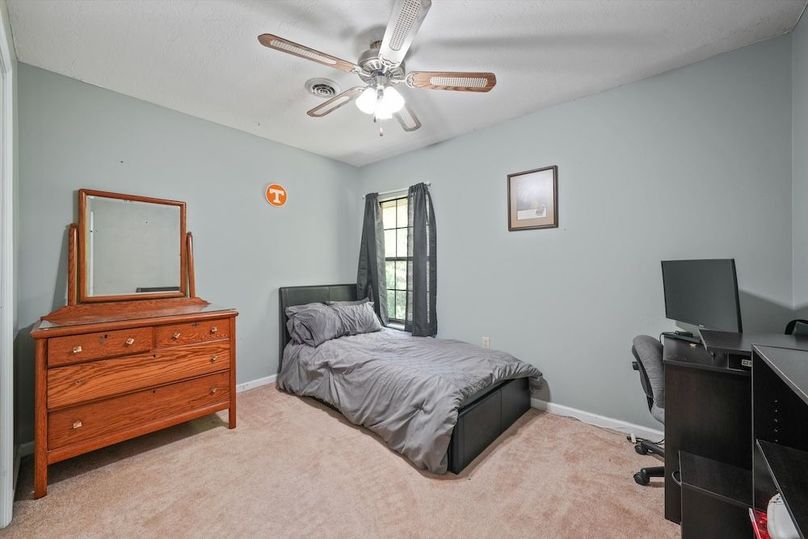 27-2869 Persian Ln24