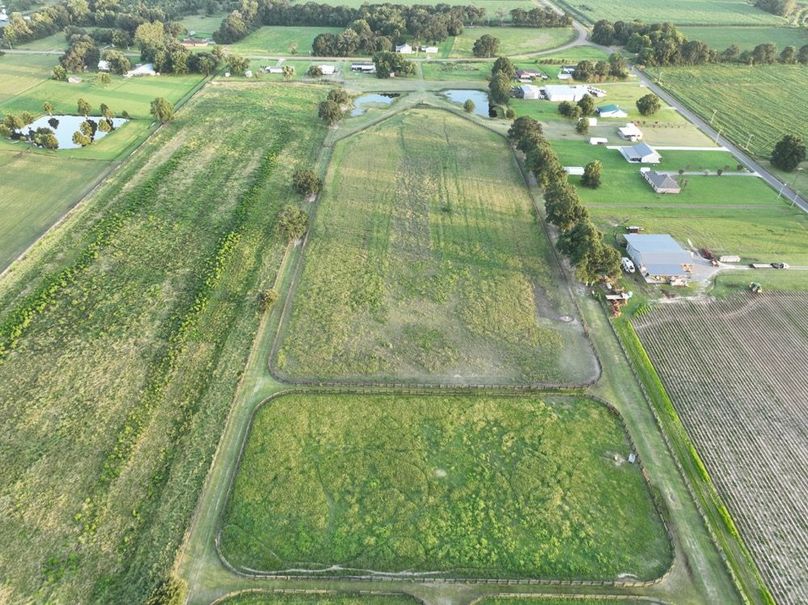 dji_fly_20250728_194948_64_1753753085684_photo