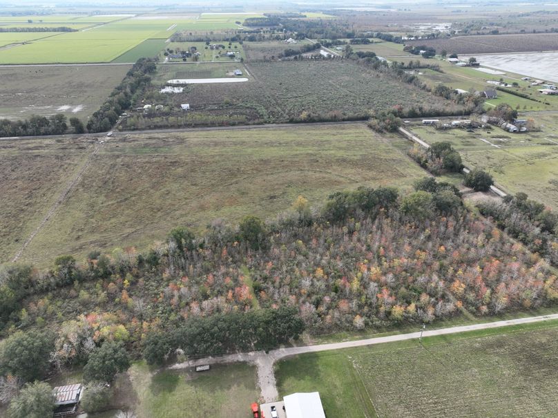 dji_fly_20231203_113700_539_1701631148114_photo