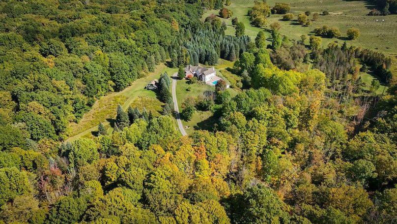 Ontario_9.680_Hardy_Photos_4