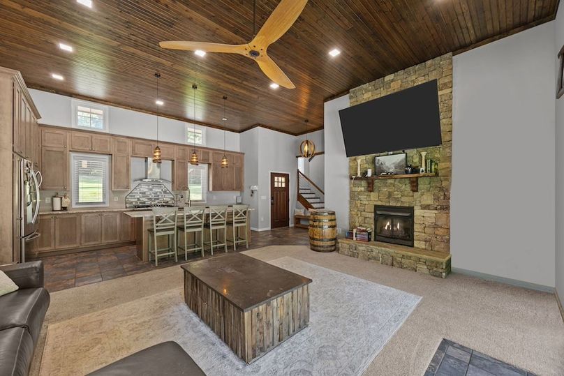 42-web-or-mls-4928 Yellow Creek Rd 061_1