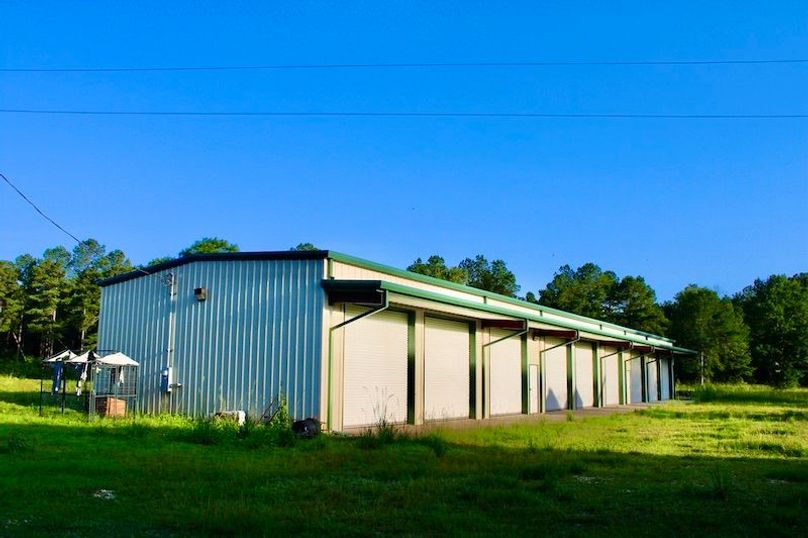 5AE1516C-4CFC-423F-8501-EEFA4D0E5DD4_1_105_c