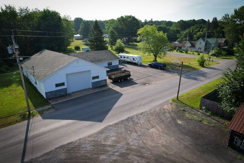 Oswego_1.79_Paro_Photos_33