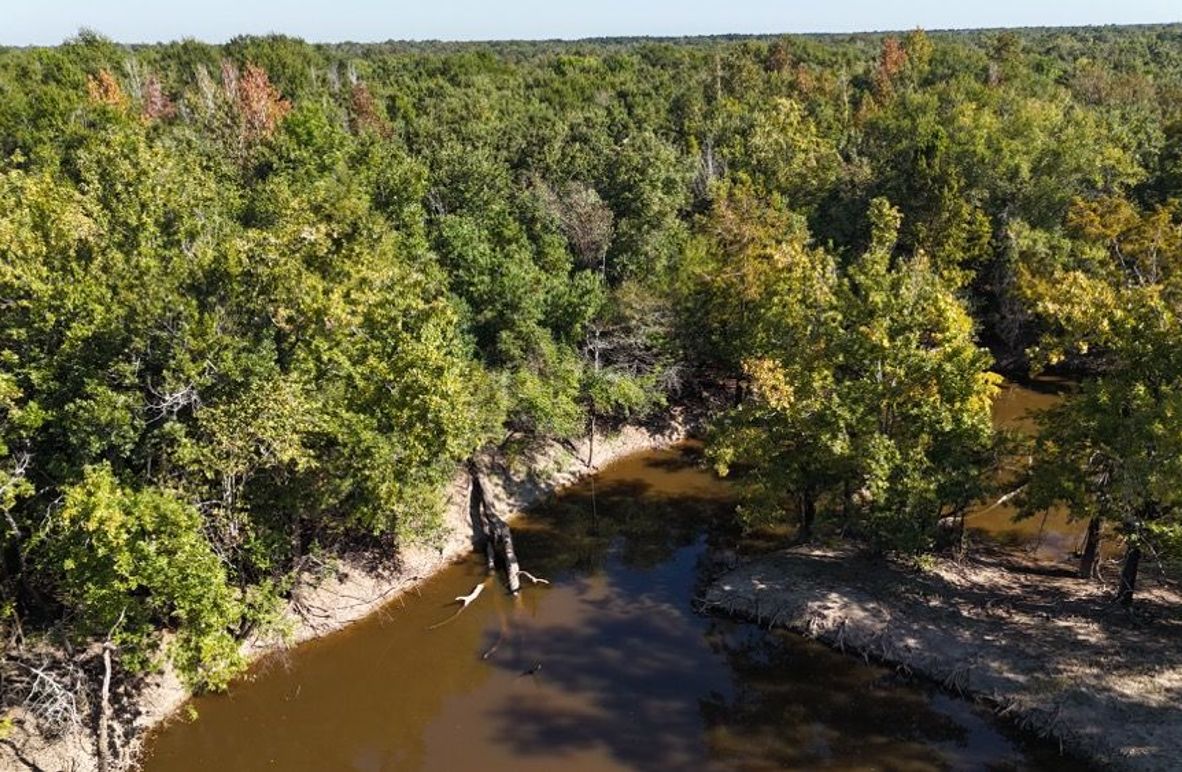 Copy of dji_fly_20251014_233818_0043_1760476921542_photo