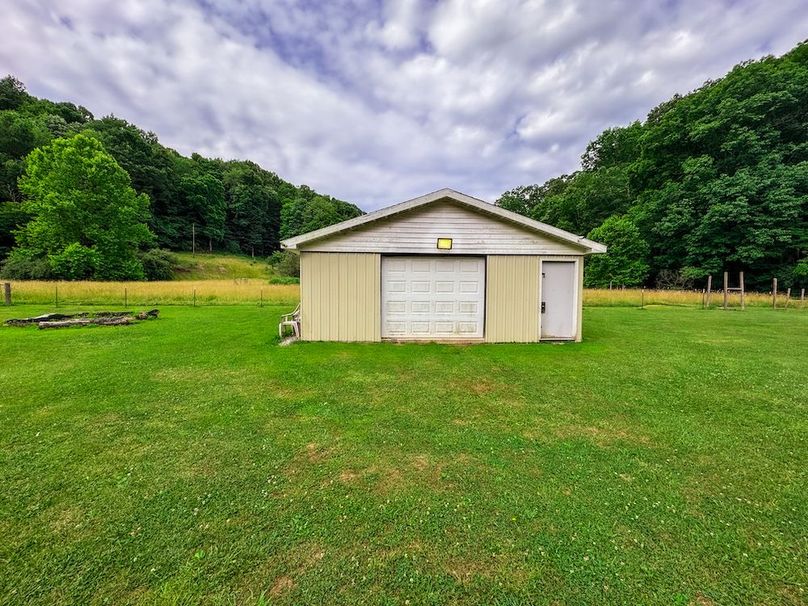Doddridge, WV 15.68 AC Bonnett-52