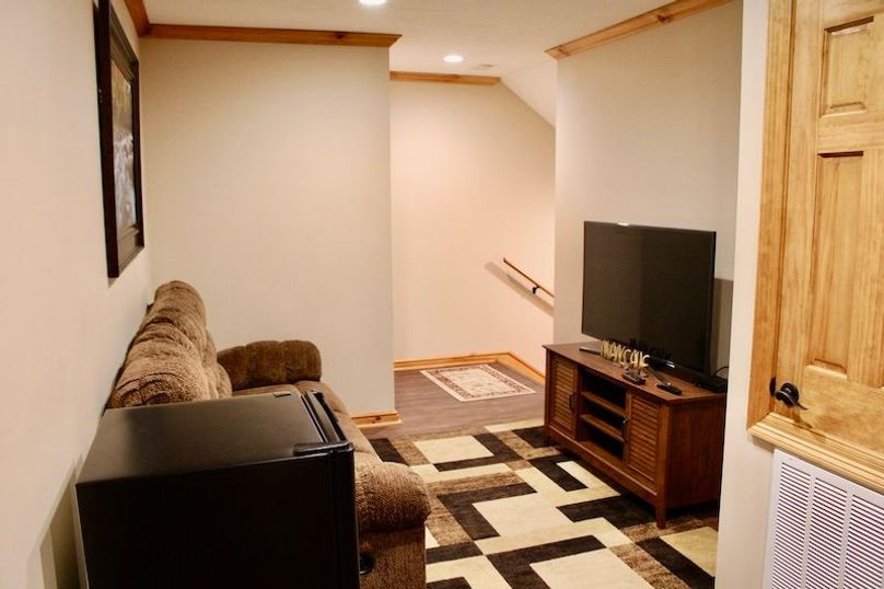 C6E0F6BC-BF4A-4980-BFE8-D86FD9ECC9C9_1_201_a