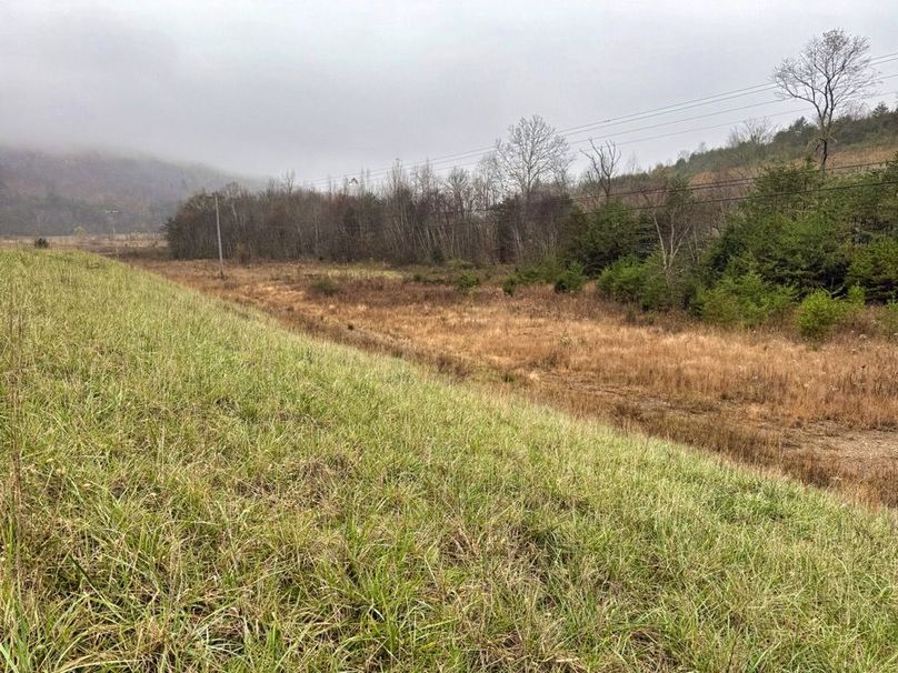 008 more nice fields with electric on site-2