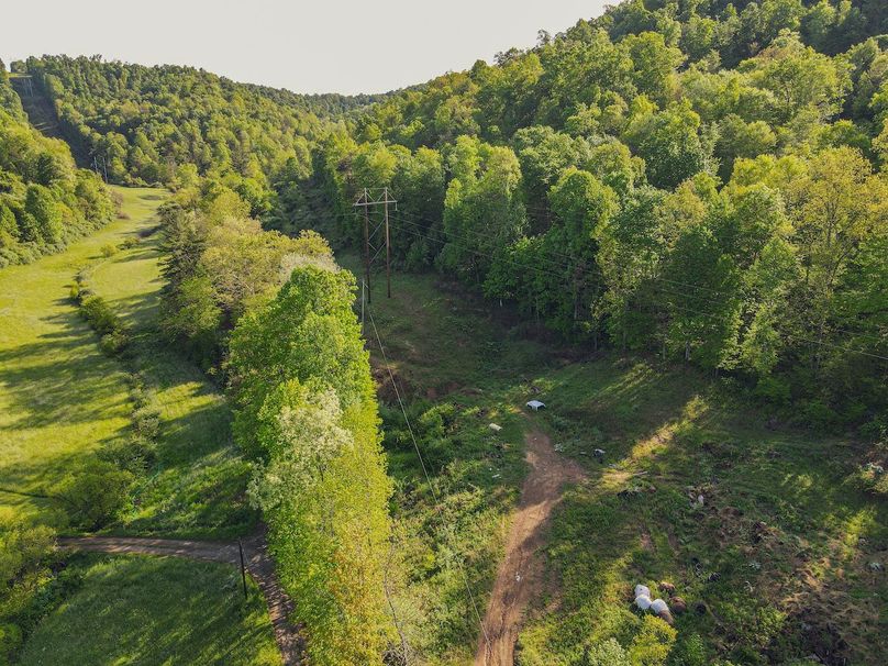 dji_fly_20240512_090528_138_1715519139976_photo