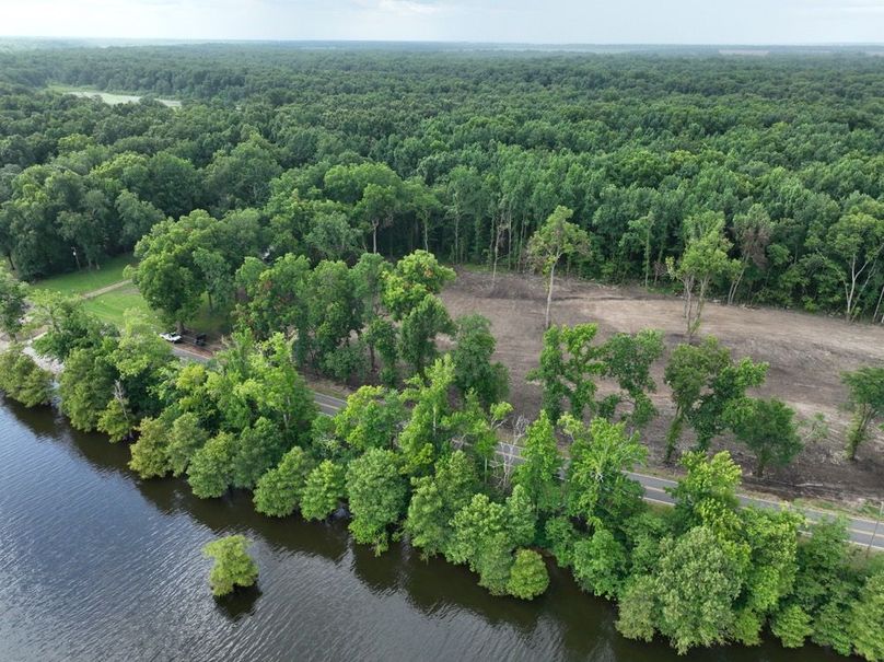 dji_fly_20250710_114702_40_1752442612713_photo