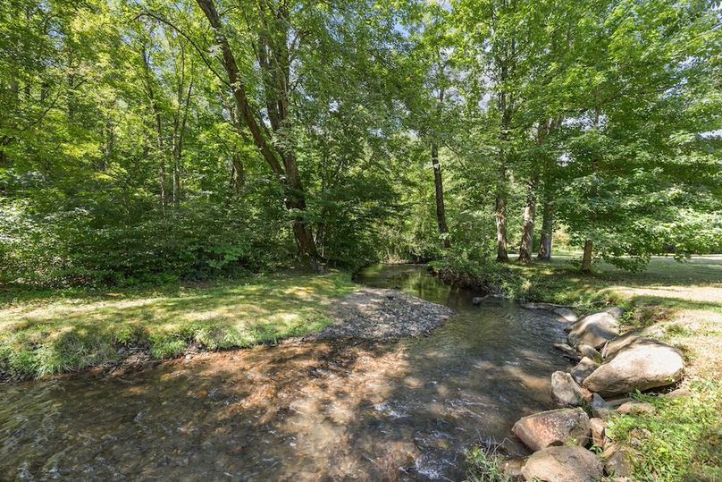 19-web-or-mls-4928 Yellow Creek Rd 017