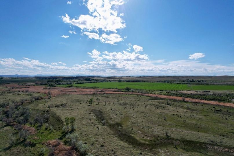 0699FEB8-F504-4DD8-B457-C617C59CB2DC_1_201_a