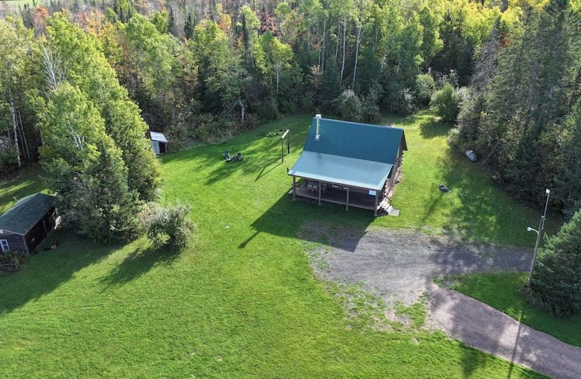 DJI_20251006103219_0033_D