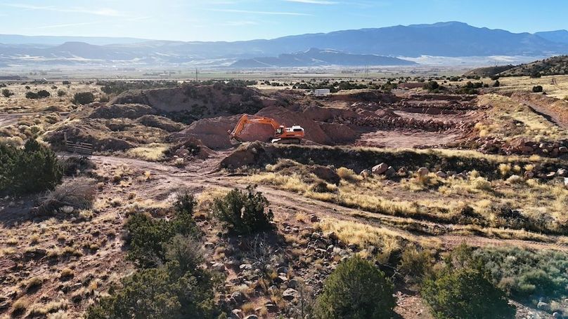 Sevier 60 Gravel and Yard19