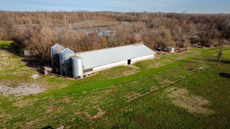 St Clair IL 263.95 Featured_Pro Photo-19