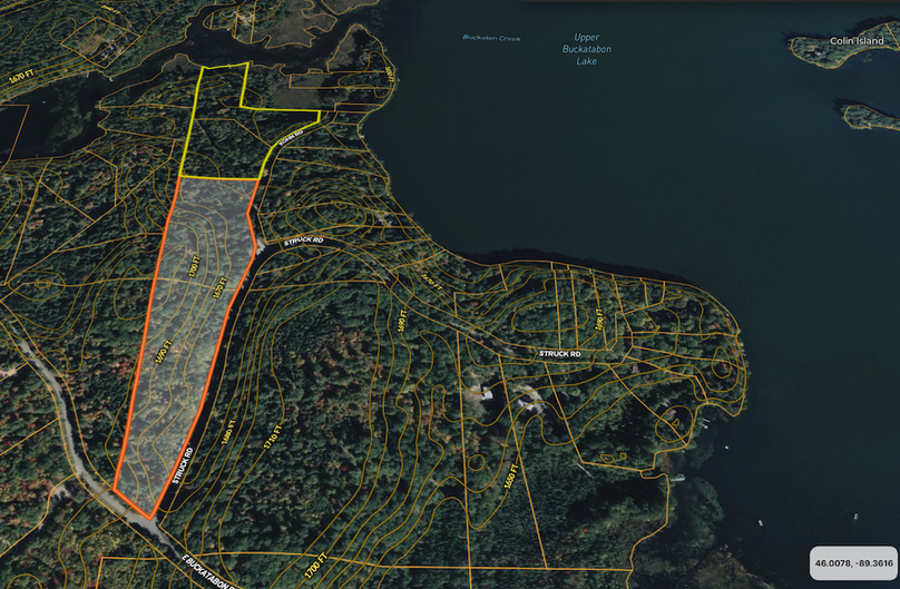 Vilas21.54Walls closeaerial