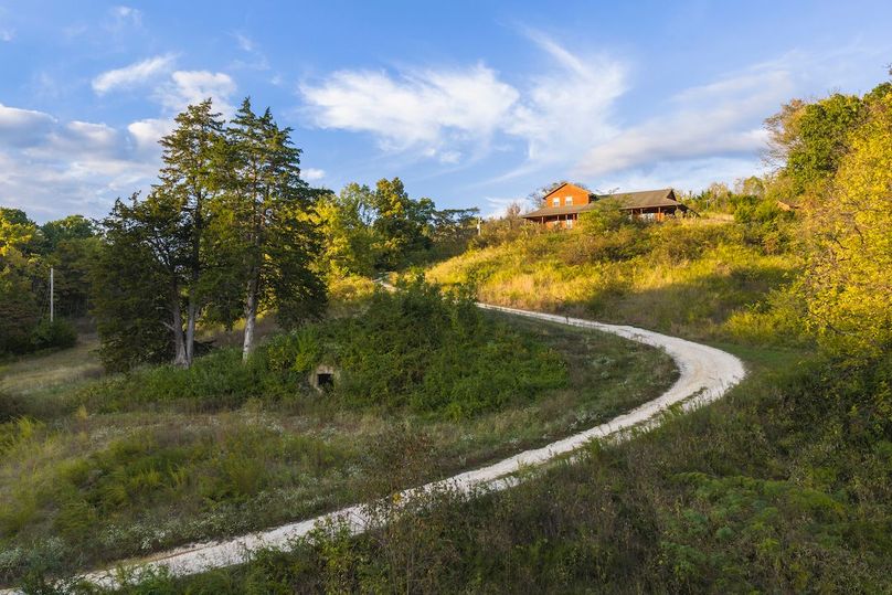 DJI_20251011174442_0388_D-HDR