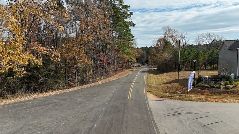 dji_fly_20251119_130024_0009_1763575788026_photo