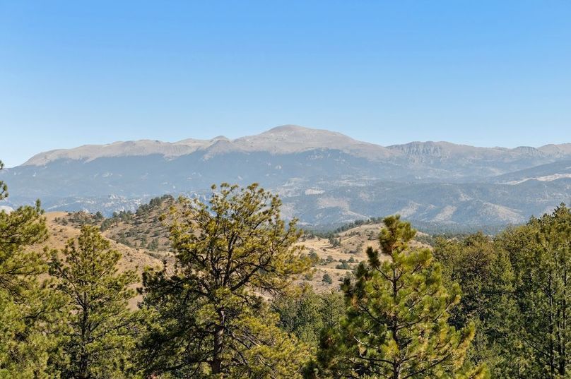 053 - Pikes Peak View