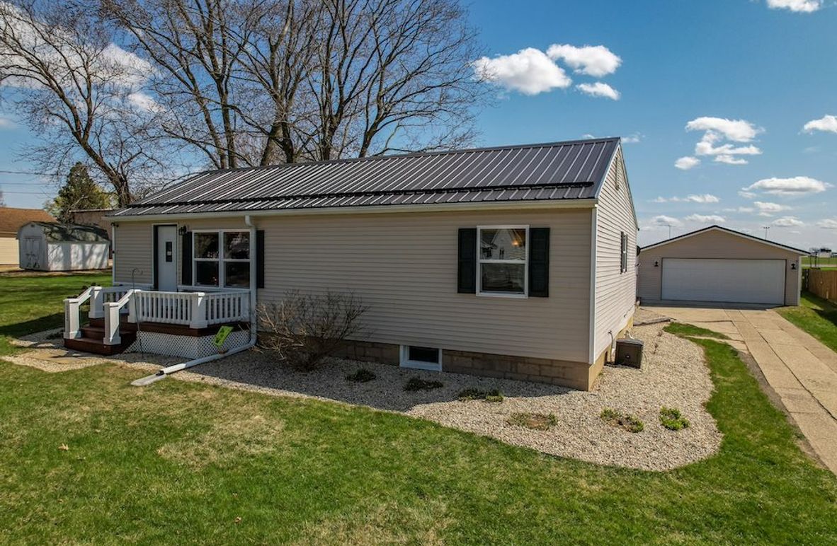 112 Grant St Stillman-03