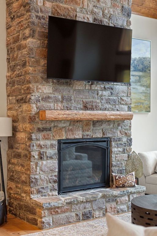 49-web-or-mls-6400 Golf Club Drive-46