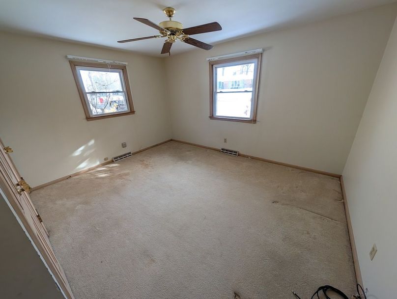 Copy of PXL_20260123_200923376 Large