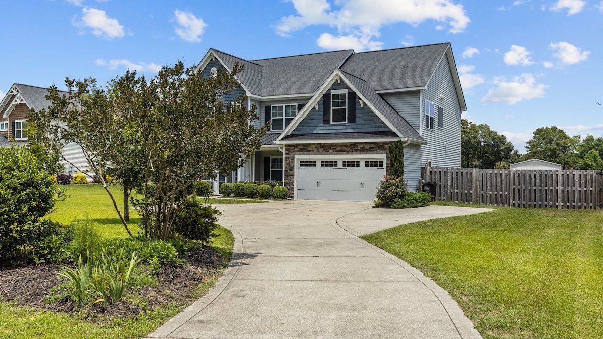 Stunning Home With Expansive Yard Near Swansboro, NC Whitetail Properties