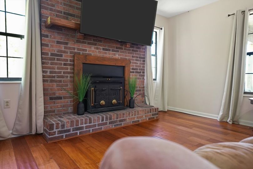 09-2869 Persian Ln06