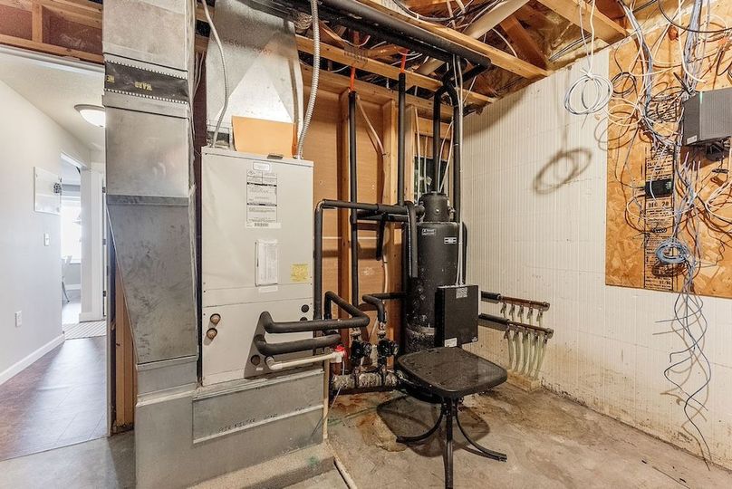 25-web-or-mls-194 Northbay Dr-116