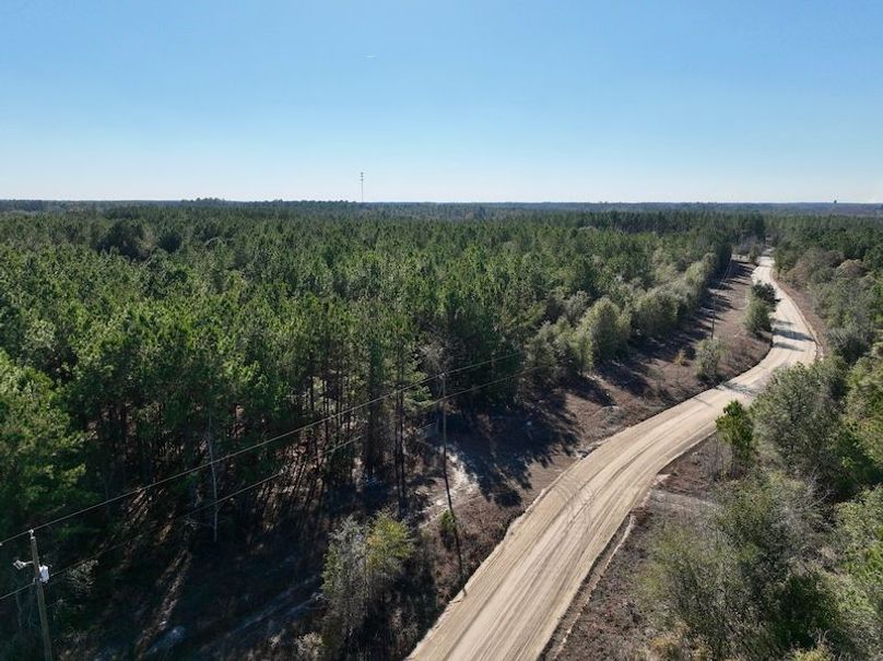 dji_fly_20251222_141500_81_1766431471251_photo