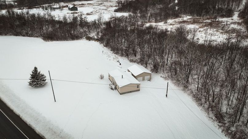 Jefferson_NY_1.04_Community_Ba nk_Photos_29