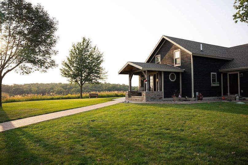 Cedar IA 152 Featured Z15