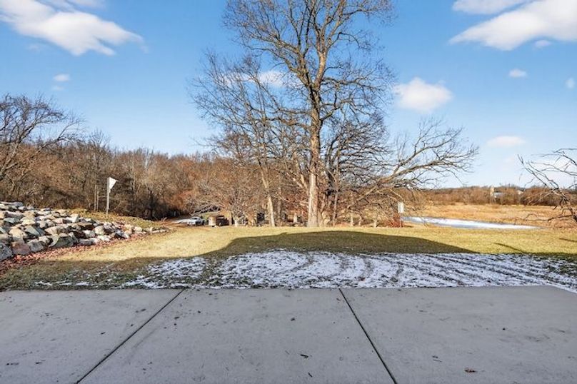 49-8801-N-Serns-Rd-Windowstill