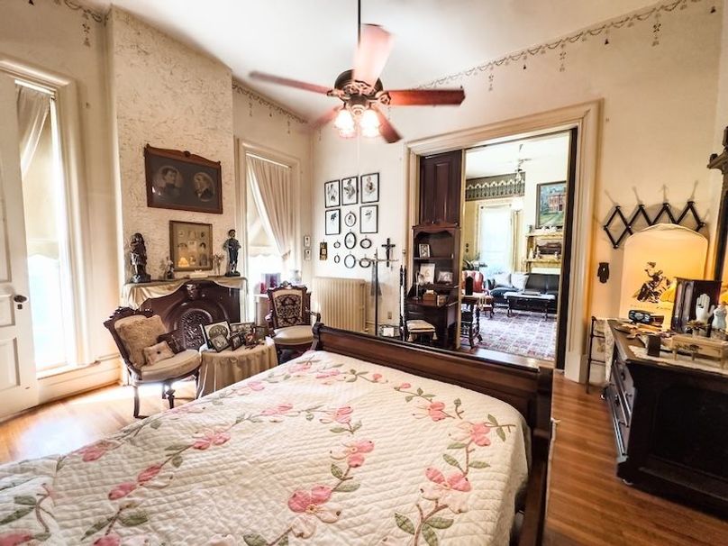 StenceRealty_25_515-N-8th-Street-Marshall-IL_25