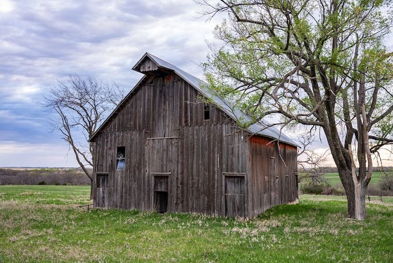 WabaunseeKansas887.39-232