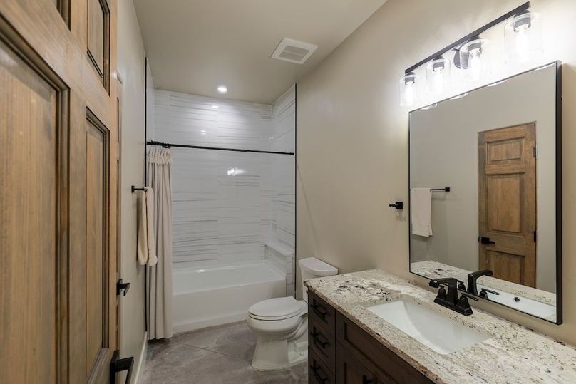 1809 Snaffle Bit Road-12