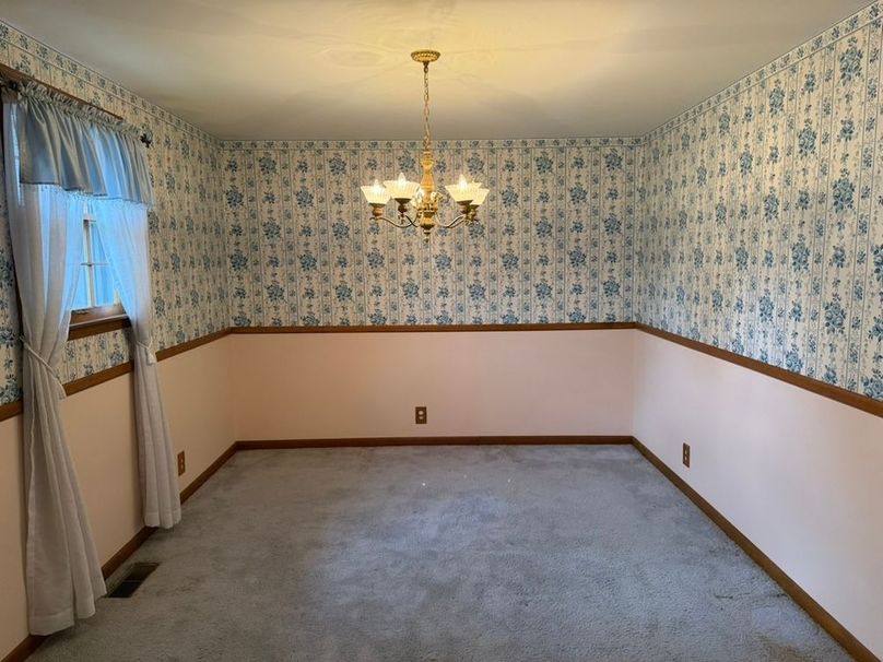 67D94471-B8DC-411A-BF2E-37E9CD14DC2A_1_105_c