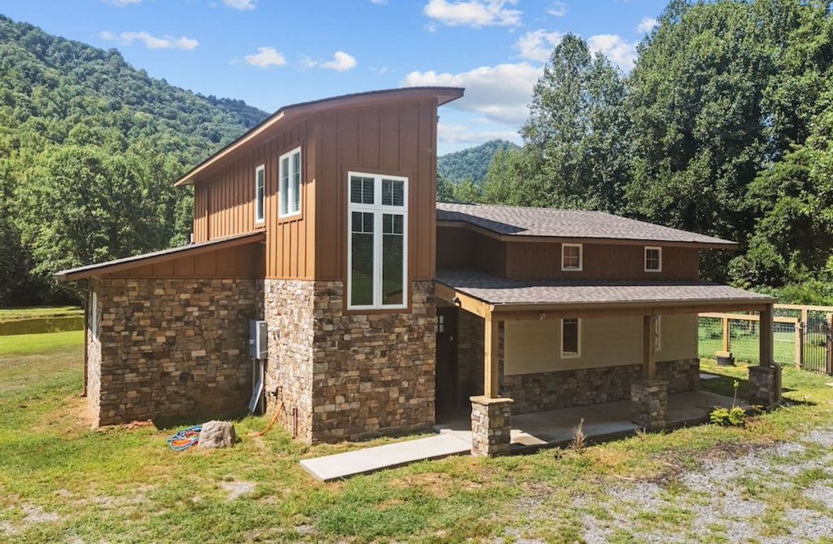 5-web-or-mls-4928 Yellow Creek Rd 003