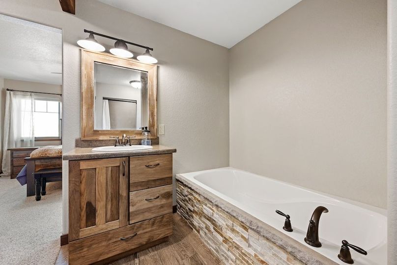 3.3 Master Bath