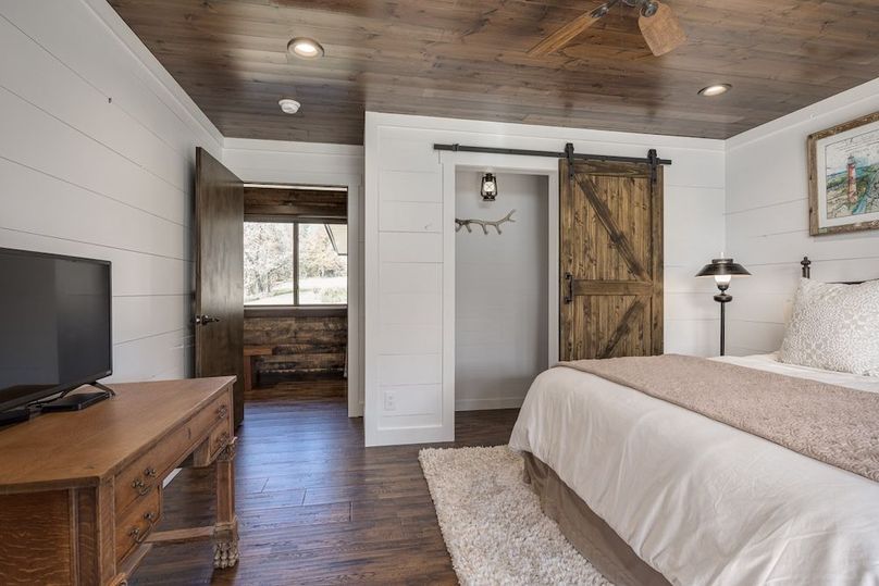 2900 Tanyard Hill Rd, Lynchburg, TN 37352-22