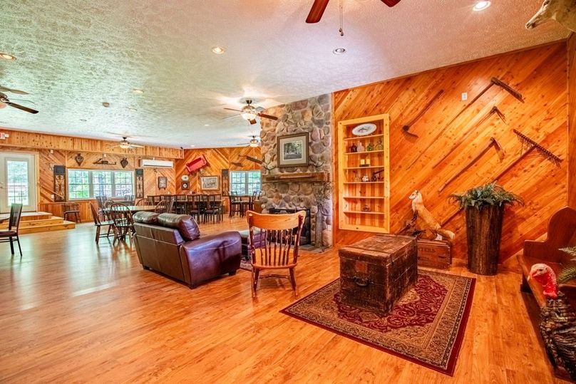 DeerHeadInn-46