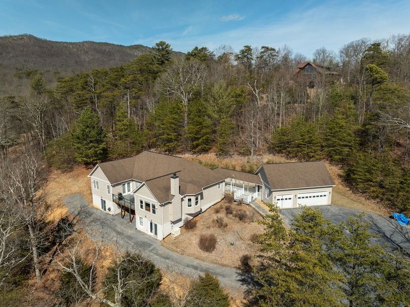 02-Twilight_DJI_0085_111 Oakview Dr - Absolute Altitude - 2 - 2024 - 64