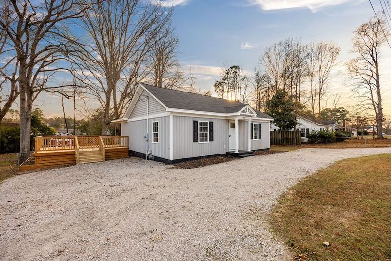 2-web-or-mls-CN6A2326