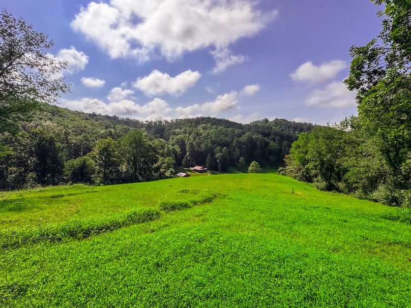 Lewis, WV 105 AC Miller-76