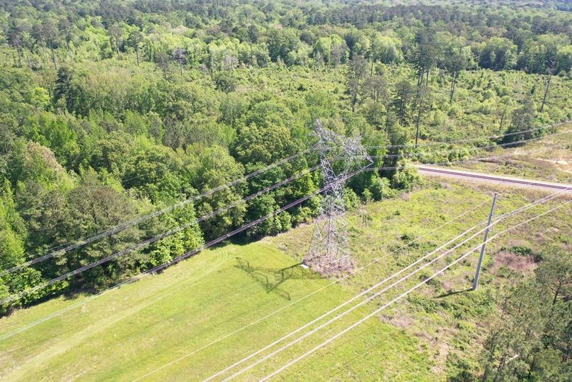 1234B2F8-7816-4668-B98F-8F2ABBA5E8F3_1_105_c